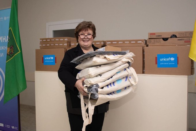 Соцпрацівники Харкова отримали 72 сучасні ноутбуки